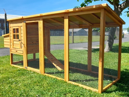 Chicken coop run hen house - chicken,