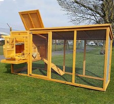 LARGE 8FT CHICKEN COOP FULLY