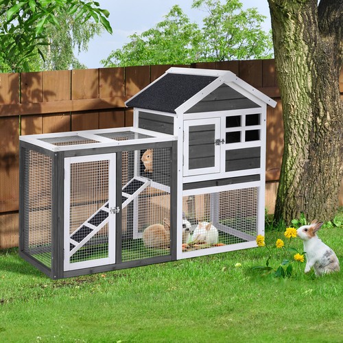 Wooden rabbit hutch - 47",