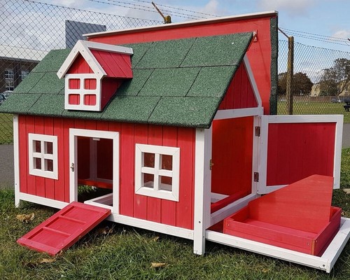 Chicken coop hen - chicken, house