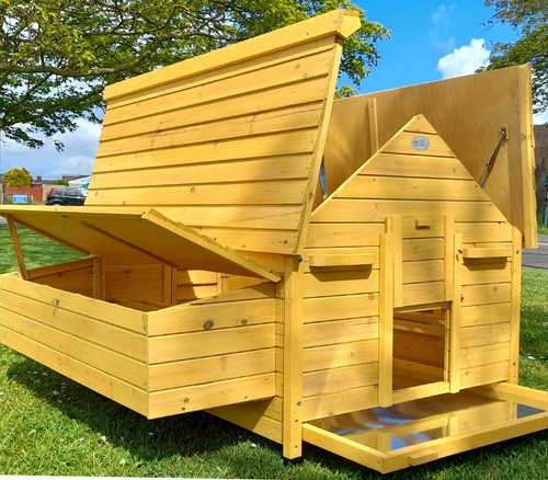 Extra large chicken coop run - large,