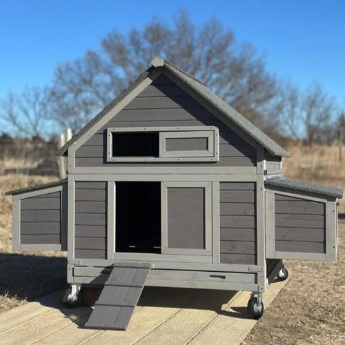 Large chicken coop wheels - on,